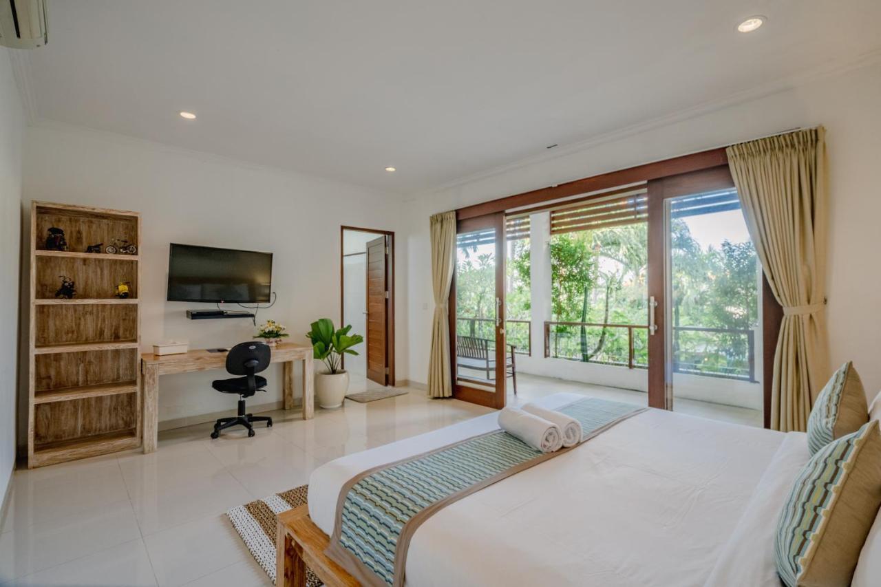 Villa Alleira Seminyak By Best Deals Asia Hospitality Екстер'єр фото