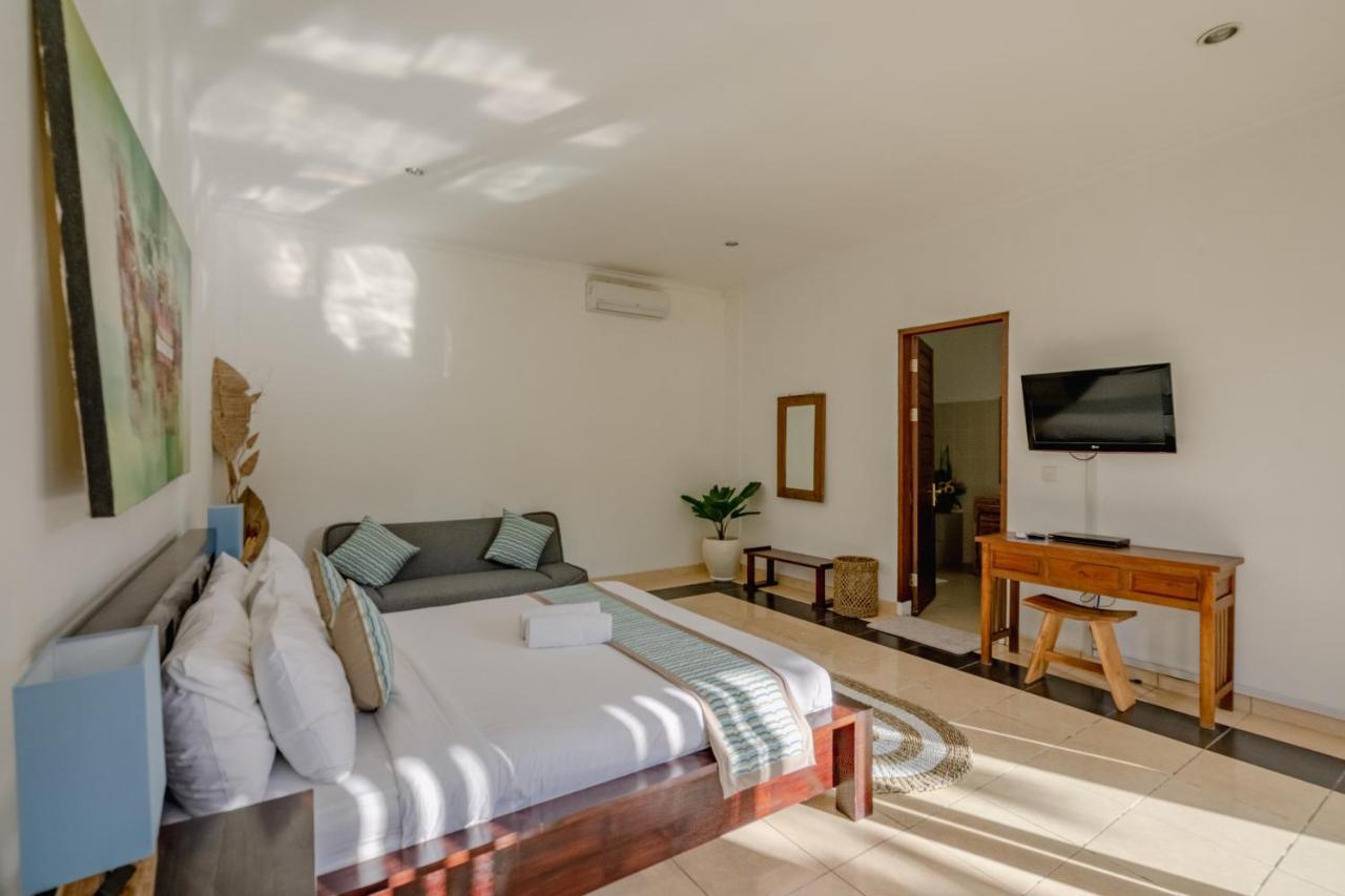 Villa Alleira Seminyak By Best Deals Asia Hospitality Екстер'єр фото