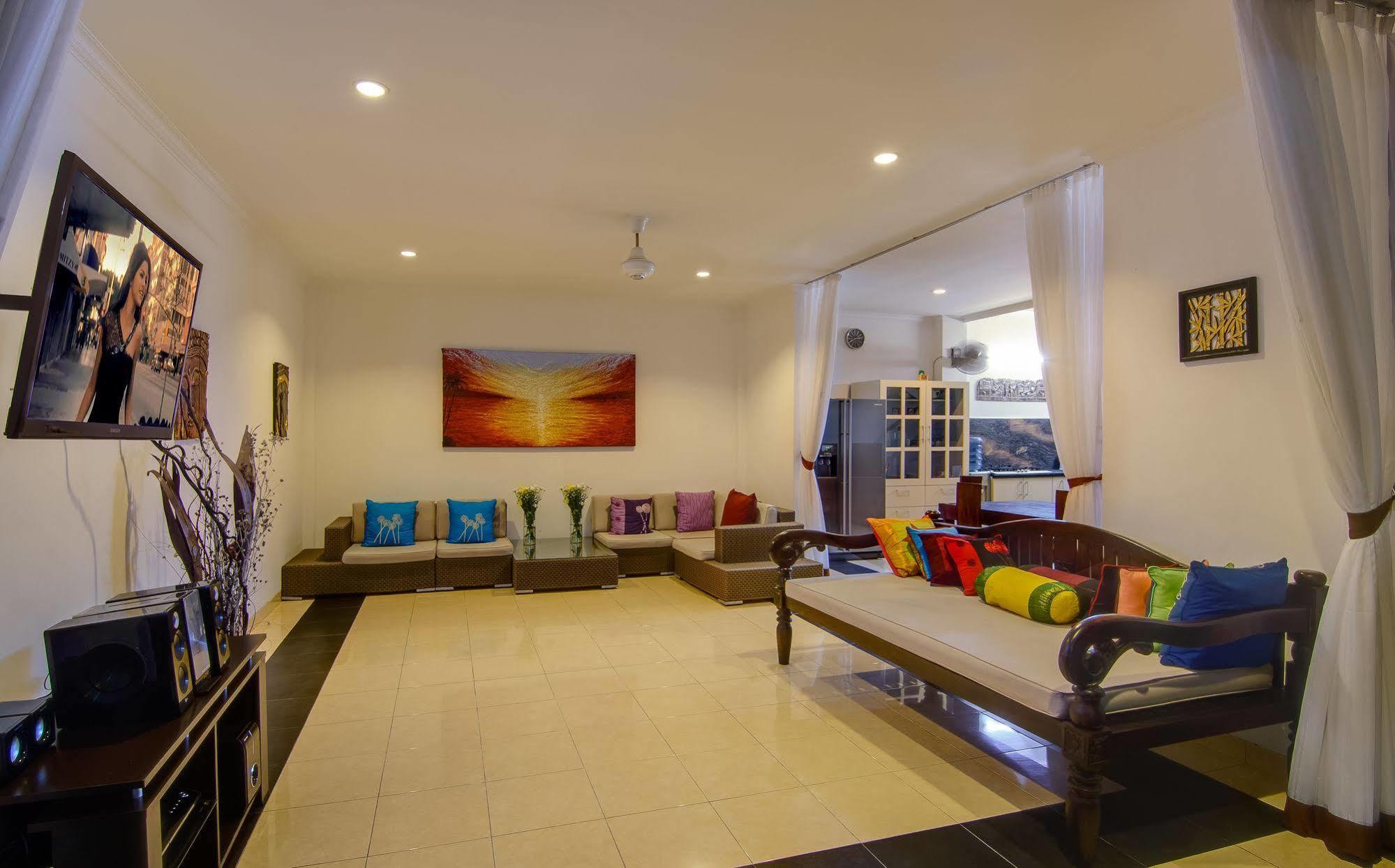 Villa Alleira Seminyak By Best Deals Asia Hospitality Екстер'єр фото
